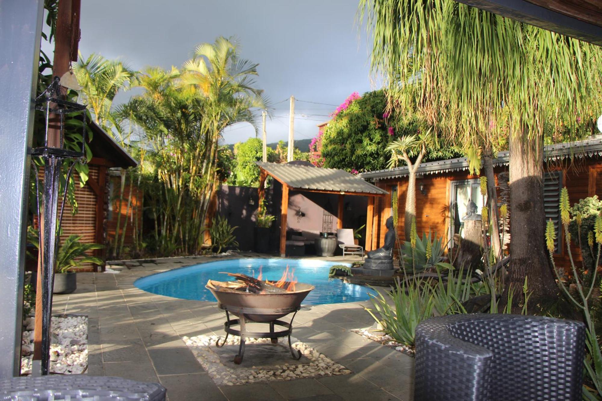La Liane De Jade 974-Lodge Le Palissandre - Jacuzzi Privatif - Piscine Chauffee Le Bois de Nefles  Exterior photo