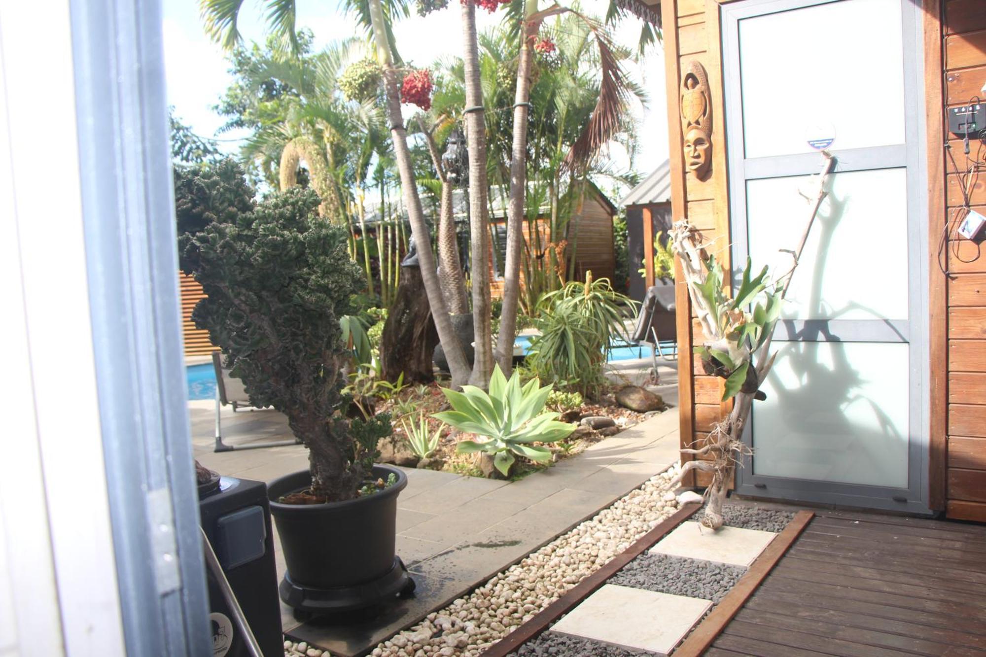 La Liane De Jade 974-Lodge Le Palissandre - Jacuzzi Privatif - Piscine Chauffee Le Bois de Nefles  Exterior photo